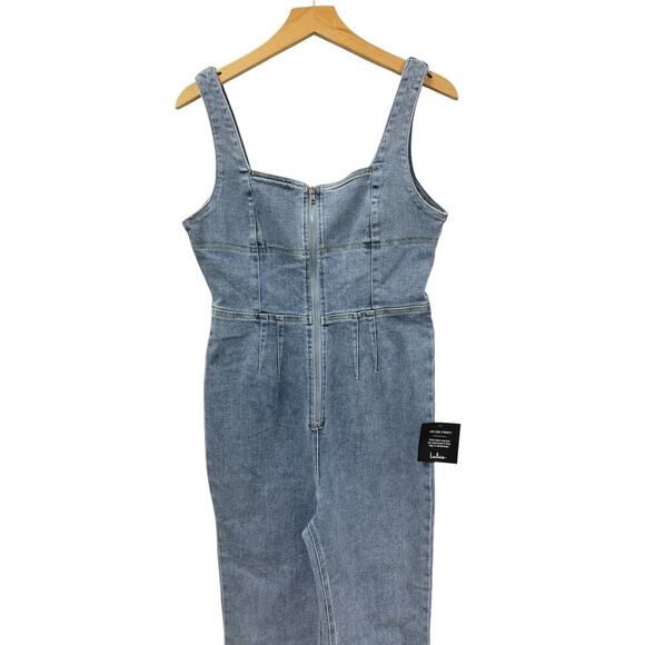 Lulus Denim Keep Groovin' Light Wash Denim Zip-Front Jumpsuit size M - Picture 8 of 8